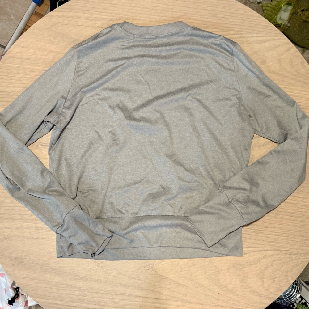 Vuori Gray Long Sleeve Tee